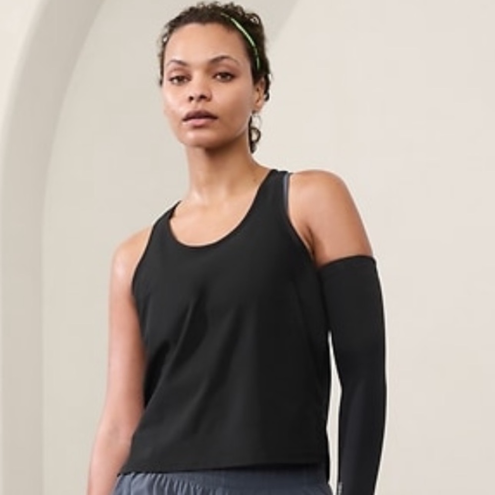 NWT Athleta Navigate Tank